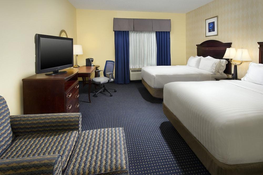 Holiday Inn Express & Suites San Antonio West Sea World Area By Ihg Exterior photo