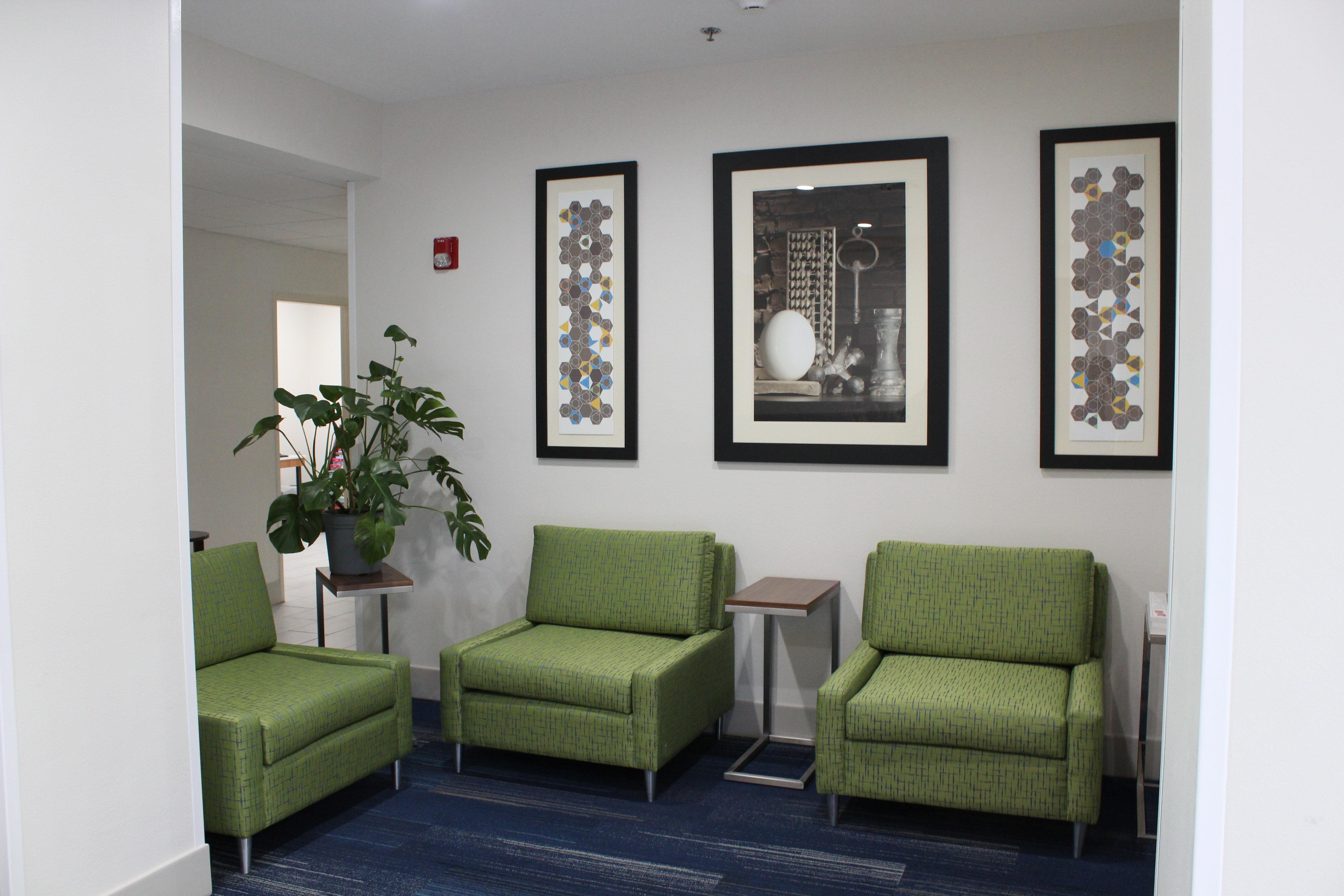 Holiday Inn Express & Suites San Antonio West Sea World Area By Ihg Exterior photo