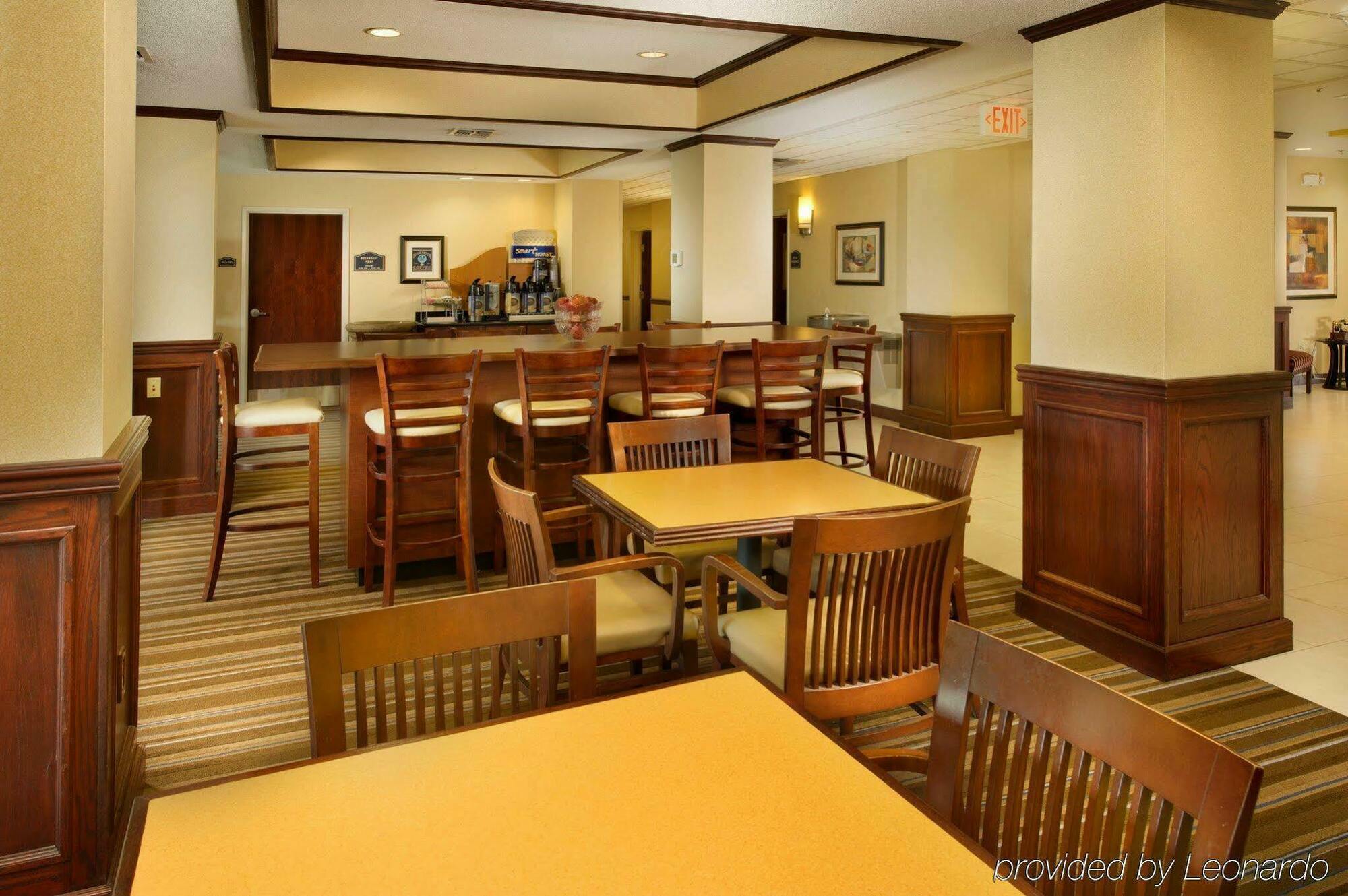 Holiday Inn Express & Suites San Antonio West Sea World Area By Ihg Exterior photo